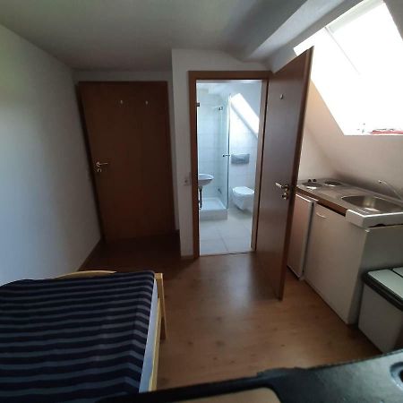 Biberach-Riss-Zimmer-Frei, Einzel-Zimmer Bad Kueche Birkenhard 외부 사진