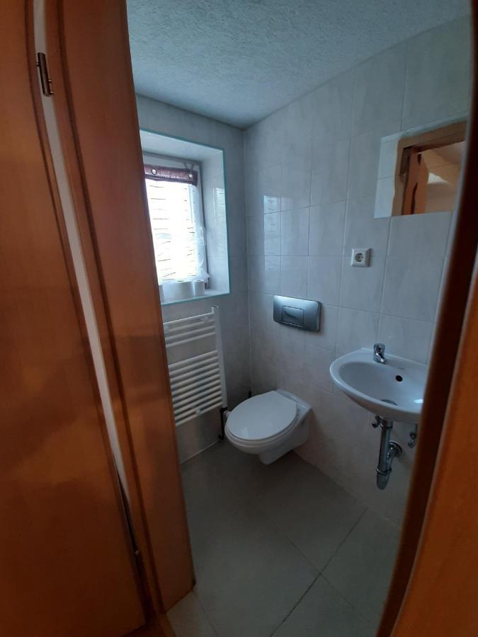 Biberach-Riss-Zimmer-Frei, Einzel-Zimmer Bad Kueche Birkenhard 외부 사진