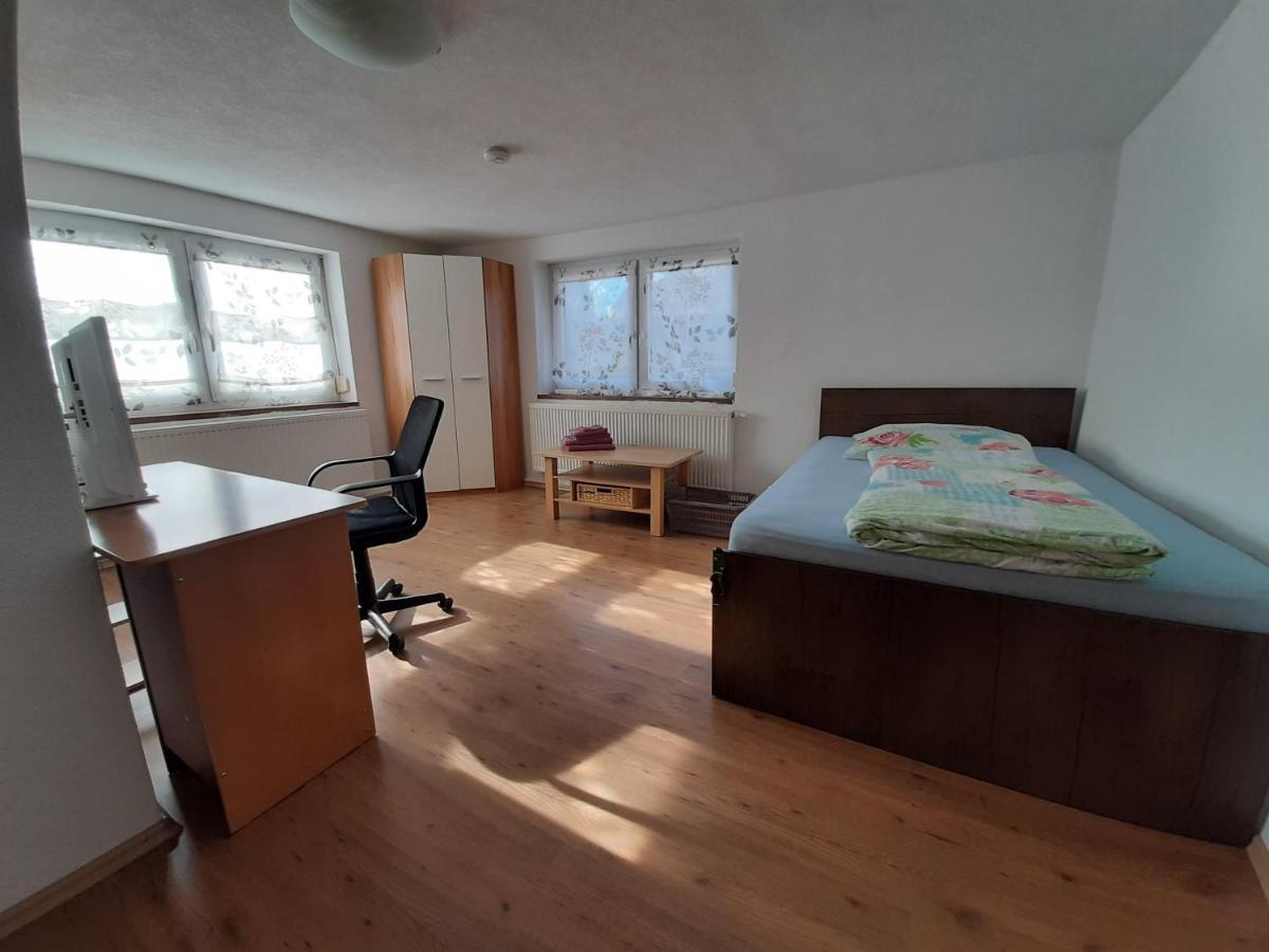 Biberach-Riss-Zimmer-Frei, Einzel-Zimmer Bad Kueche Birkenhard 외부 사진