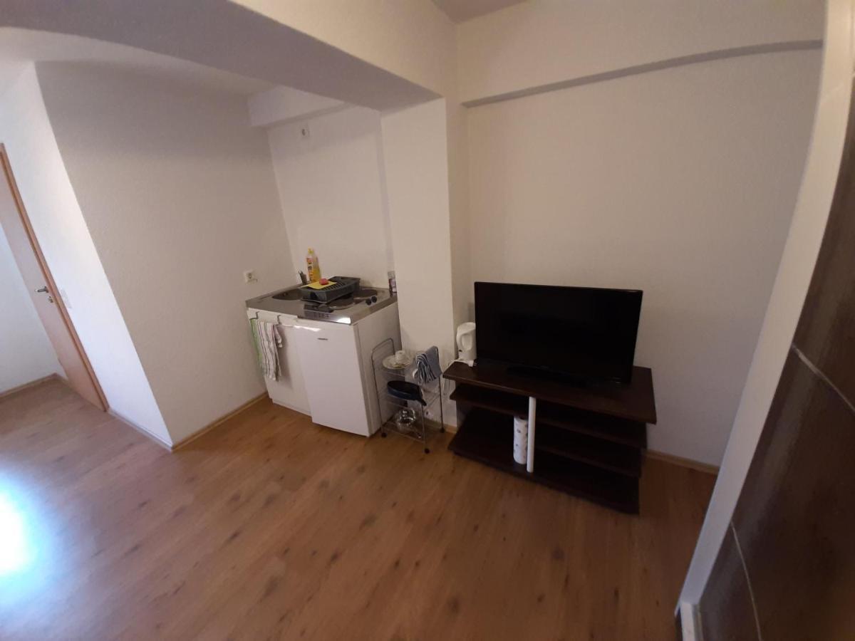 Biberach-Riss-Zimmer-Frei, Einzel-Zimmer Bad Kueche Birkenhard 외부 사진