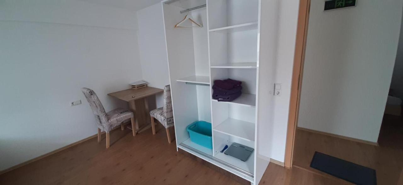 Biberach-Riss-Zimmer-Frei, Einzel-Zimmer Bad Kueche Birkenhard 외부 사진